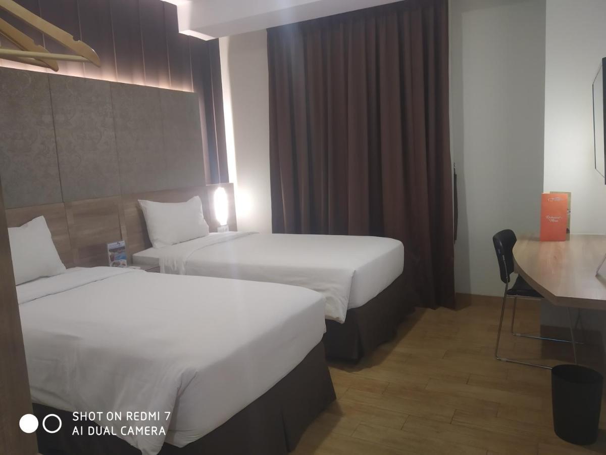 Grand G7 Hotel Kemayoran Jakarta Ngoại thất bức ảnh